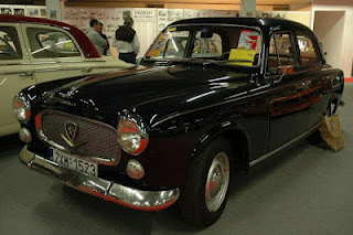 2η Αθηναϊκή Εκθεση Κλασικών Οχημάτων: Photos και Βίντεο από το πρόσφατο event - Φωτογραφία 45