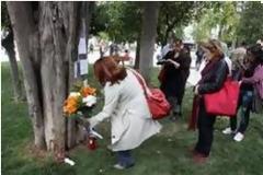 Ρε κουφάλες, ο καθρέφτης σας, έχει αρχίσει να σας φτύνει ή ακόμα το σκέφτεται;