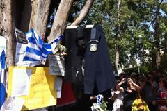 Χτύπησαν κι έγδυσαν αστυνομικό στο Σύνταγμα! [ΦΩΤΟ]