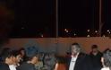 Βεντέτα άνοιξε μεταξύ «Χρυσής Αυγής» και τσιγγάνων απόψε στο νοσοκομείο της Καλαμάτας - Φωτογραφία 4