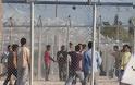 Επιδημία ψώρας στο κέντρο κράτησης μεταναστών στην Αμυγδαλέζα