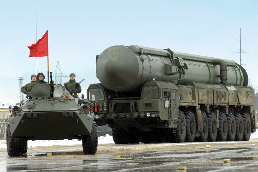 Ρωσία: Ασκήσεις στα Ουράλια με πυραύλους Topol ICBM - Φωτογραφία 1