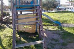 Φιλιατρά: Παραμένει σε τραγική κατάσταση η παιδική χαρά!