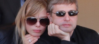 Oι συγκλονιστικές κόρες του ρώσου μεγιστάνα που αγόρασε τον Σκορπιό - Φωτογραφία 1