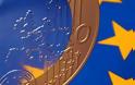 Φοβούνται «κούρεμα» και ευρώ οι Έλληνες