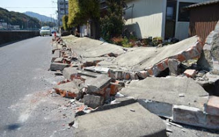 Ιαπωνία: Τουλάχιστον 22 τραυματίες από σεισμό στην Κόμπε - Φωτογραφία 1