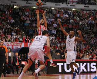 ΜΕ... ΕΙΚΟΝΕΣ ΤΟ ΟΛΥΜΠΙΑΚΟΣ - ΕΦΕΣ (71-53) *PHOTOS* - Φωτογραφία 7