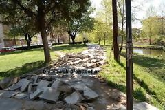 Επιτέλους φτιάχνονται τα πεζοδρόμια στα Τρίκαλα