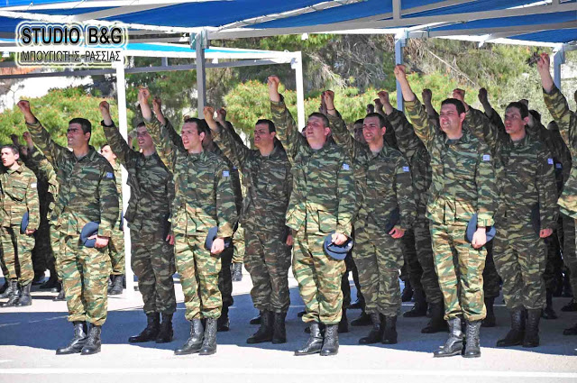 Ορκωμοσία οπλιτών Μηχανικού και Πεζικού της 2013 Β‘ ΕΣΣΟ στο Ναύπλιο - Φωτογραφία 2