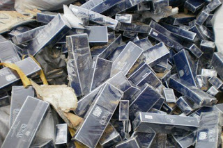 100.000 πακέτα τσιγάρα θαμμένα στο χώμα - Φωτογραφία 1