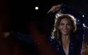 VIDEO: Η Beyonce με φόρεμα Έλληνα σχεδιαστή - Φωτογραφία 3