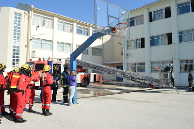 Πάτρα: Oλοκληρώθηκε η άσκηση αντιμετώπισης σεισμού στα σχολεία - Δείτε φωτο - Φωτογραφία 3
