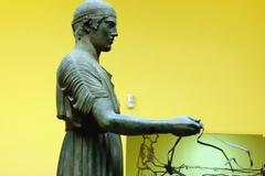 Δελφοί: Το κέντρο της γης