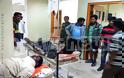 Ηλεία: Μακελειό στη Νέα Μανωλάδα με 28 τραυματίες! - Φωτογραφία 2