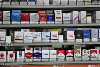 Εξαίρεση από την αυτοπεραίωση για καπνοβιομηχανικά προϊόντα, τύπο και κάρτες τηλεφωνίας - Φωτογραφία 1