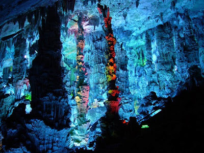 Πανδαισία χρωμάτων σε φυσικό σπήλαιο! - Φωτογραφία 4