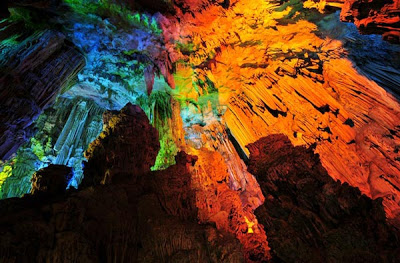 Πανδαισία χρωμάτων σε φυσικό σπήλαιο! - Φωτογραφία 5