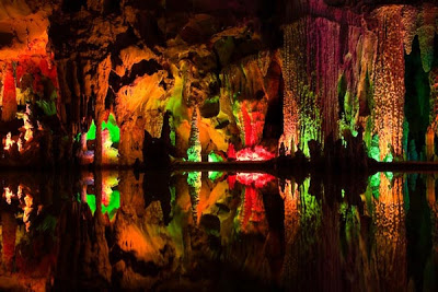Πανδαισία χρωμάτων σε φυσικό σπήλαιο! - Φωτογραφία 6