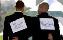 Πιο κοντά στην αναγνώριση των γάμων των ομοφυλόφιλων η Αυστραλία