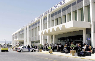 Επτά συλλήψεις αλλοδαπών στα αεροδρόμια της Κρήτης - Φωτογραφία 1