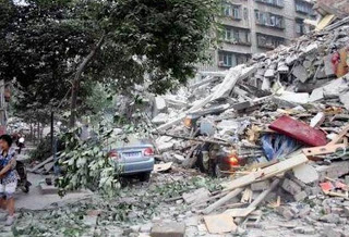 Τραγωδία: Τουλάχιστον 152 οι νεκροί στην Κίνα- 3.300 οι τραυματίες - Φωτογραφία 1