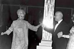 Το κιτς των δικτατόρων...της 21ης Απριλίου 1967...!!!