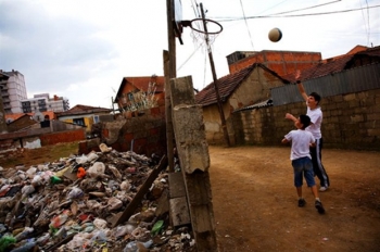 Κοσσυφοπέδιο: Η χωματερή των Βαλκανίων - Φωτογραφία 1