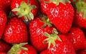 Aπέσυρε τις φράουλες Μανωλάδας από τα ράφια της μεγάλη αλυσίδα σούπερ μάρκετ της Kρήτης!