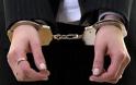 Συνελήφθησαν τρεις γυναίκες που έκλεβαν πορτοφόλια από πελάτες καταστημάτων