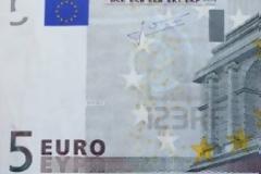 Αυτό είναι το νέο χαρτονόμισμα των πέντε ευρώ [εικόνα]