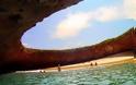Η Κρυφή Παραλία στο νησί Marietta [video]