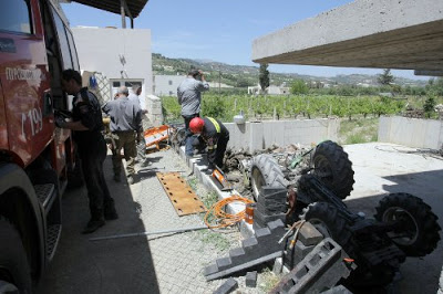 Θυσιάστηκε για να σώσει το παιδί του - Απίστευτη τραγωδία στην Κρήτη - Φωτογραφία 2