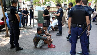 Σαράντα λαθρομετανάστες συνελήφθησαν στην Αλεξανδρούπολη - Φωτογραφία 1