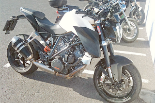 Πρώτες φωτογραφίες του KTM 1290 SuperDuke R - Φωτογραφία 3