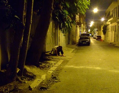 Βόλτα στην Αθήνα του Μνημονίου... (ΣΥΓΚΛΟΝΙΣΤΙΚΕΣ ΦΩΤΟΓΡΑΦΙΕΣ) - Φωτογραφία 20