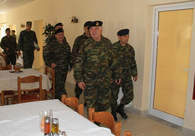 Επίσκεψη Στρατιωτικής Ηγεσίας στην ΠΕ 98 ΑΔΤΕ, XII και XVI Μ/Κ ΜΠ - Φωτογραφία 6