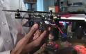 «Σμήνη» αυτόνομων ιπτάμενων ρομπότ και «ασπίδα» εναντίον drones