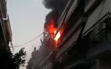 Φωτιά σε σπίτι στο Περιστέρι - Φωτογραφία 2