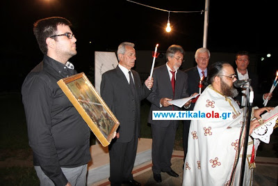 Ανάσταση στα Τρίκαλα με πυροτεχνήματα [Video & Photo] - Φωτογραφία 2