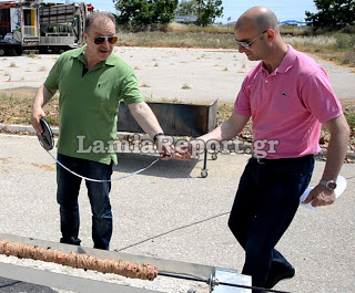 Ο Κοτρωνιάς έπιασε και πάλι την κορδέλα...για το κοκορέτσι στο «Ρουμελιώτικο Πάσχα» [video] - Φωτογραφία 1