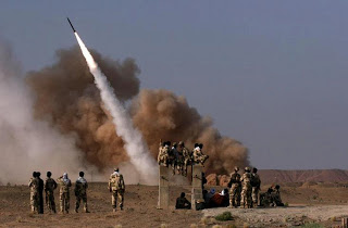 Έκλεισε ο ισραηλινός εναέριος χώρος - Οι πύραυλοι της Συρίας στοχεύουν το Ισραήλ - Φωτογραφία 1