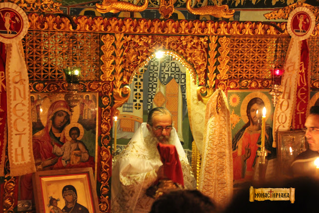3089 - Φωτογραφίες από την Ανάσταση στο Ιερό Κελλί Μαρουδά - Φωτογραφία 8