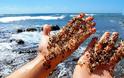 Παραλία από... γυαλί: Η «χωματερή» που αξίζει να επισκεφθείς! - Φωτογραφία 2