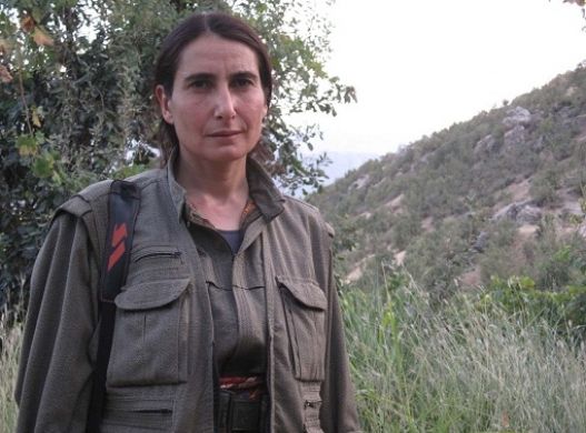 Το μήνυμα μιας καπετάνισσας του ΡΚΚ, επ' ευκαιρία της αποχώρησης των ανταρτών από τα βουνά του (τουρκικού) Κουρδιστάν! - Φωτογραφία 1