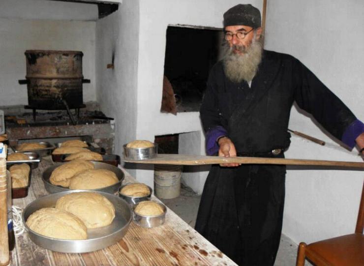 3098 - Αγιορειτικό ψωμί - Φωτογραφία 2