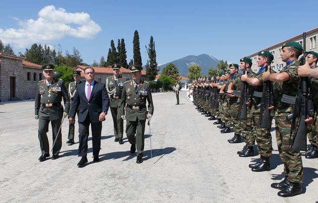 Π. Παναγιωτόπουλος: ''το 2014 θα ξαναγυρίσει το χαμόγελο στα χείλη των παιδιών μας'' - Φωτογραφία 2