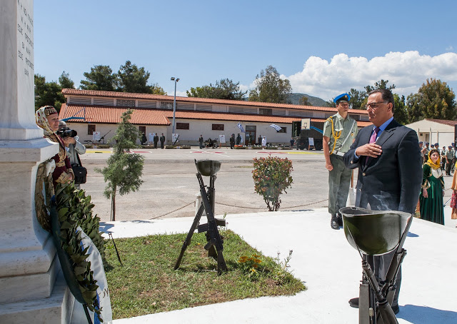 Π. Παναγιωτόπουλος: ''το 2014 θα ξαναγυρίσει το χαμόγελο στα χείλη των παιδιών μας'' - Φωτογραφία 3