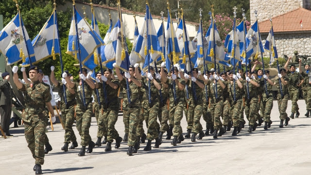 Φωτό από τον Επίσημο Εορτασμό της Μνήμης του Αγίου Γεωργίου Προστάτη του Στρατού Ξηράς, στην ΣΠΖ - Φωτογραφία 6