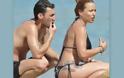Η σέξι εμφάνιση στην παραλία και ο… μνηστήρας της Πηνελόπης Αναστασοπούλου που της έχει κλέψει την καρδιά! - Φωτογραφία 1