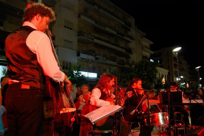 Φωτορεπορτάζ: Αργεντίνικο τάνγκο χόρεψαν οι Καλαματιανοί - Φωτογραφία 4